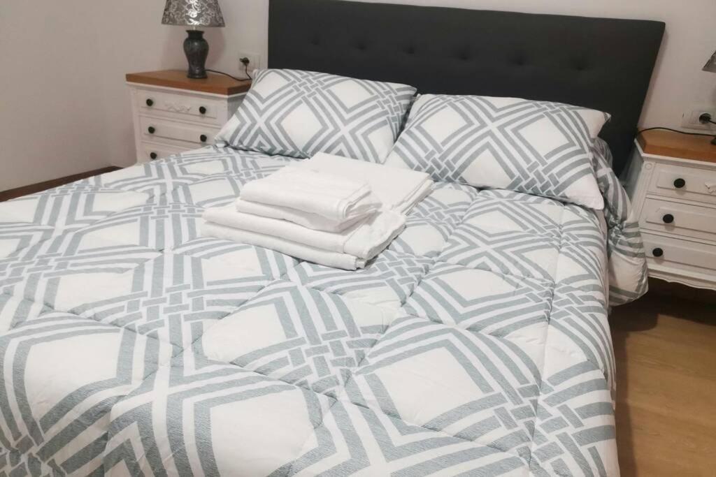 Apartamento Lalin Centro Ll Esterno foto