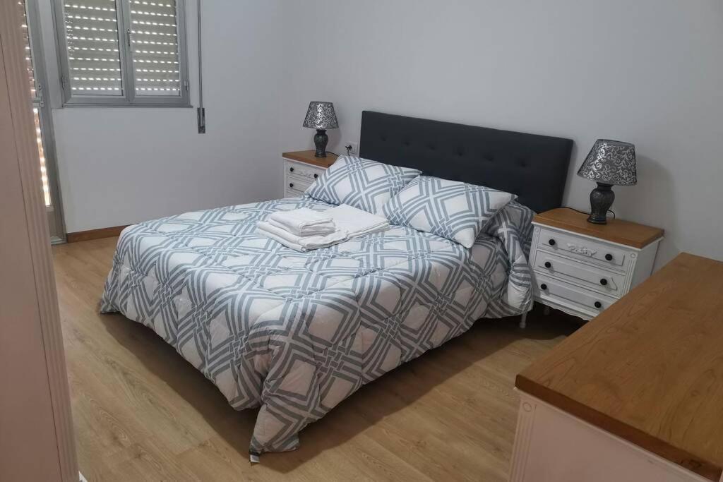 Apartamento Lalin Centro Ll Esterno foto